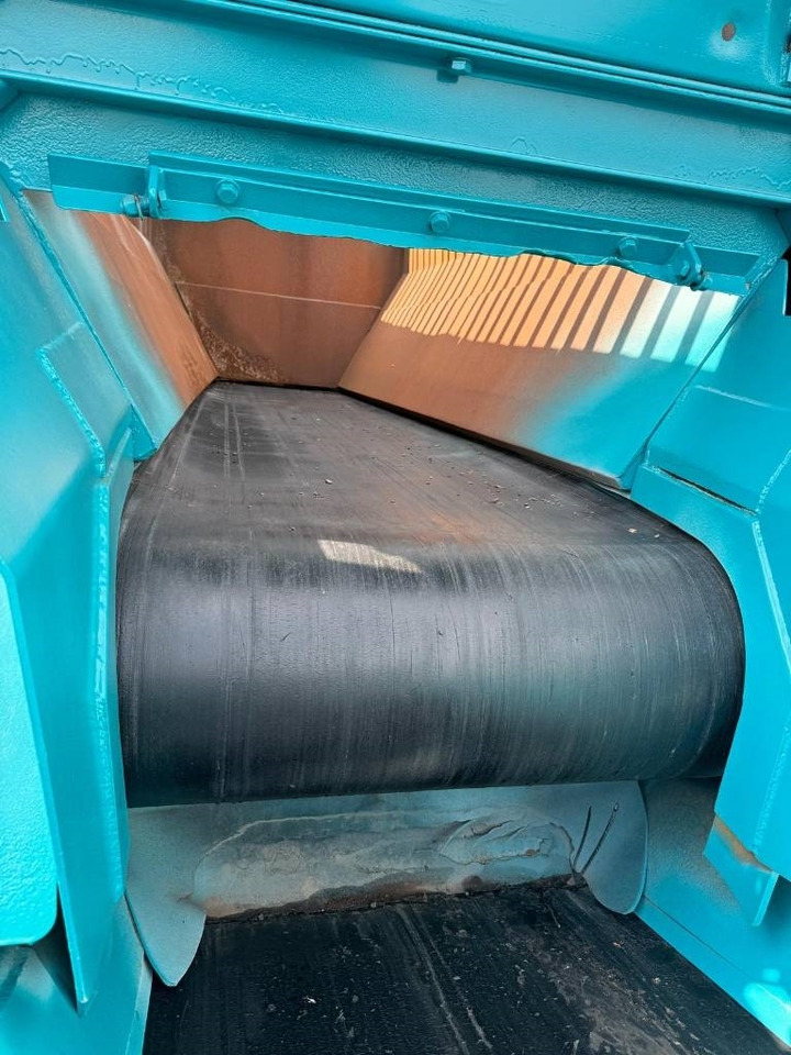 Przesiewacz Powerscreen 1700, 4 Frakcje, 3 Pokłady  - Máy sàng: hình 5 Przesiewacz Powerscreen 1700, 4 Frakcje, 3 Pokłady  - Máy sàng: hình 5