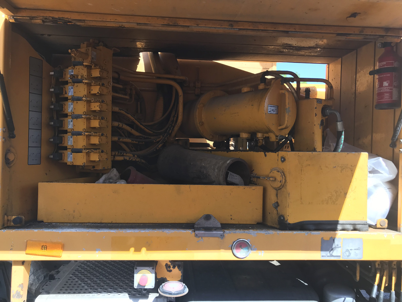 PUTZMEISTER 24M 11H - Xe bơm bê tông: hình 5 PUTZMEISTER 24M 11H - Xe bơm bê tông: hình 5