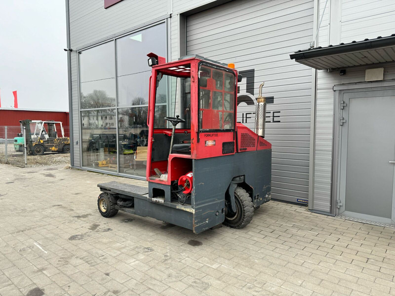 Combilift 4000 - Máy chất hàng bên: hình 4 Combilift 4000 - Máy chất hàng bên: hình 4