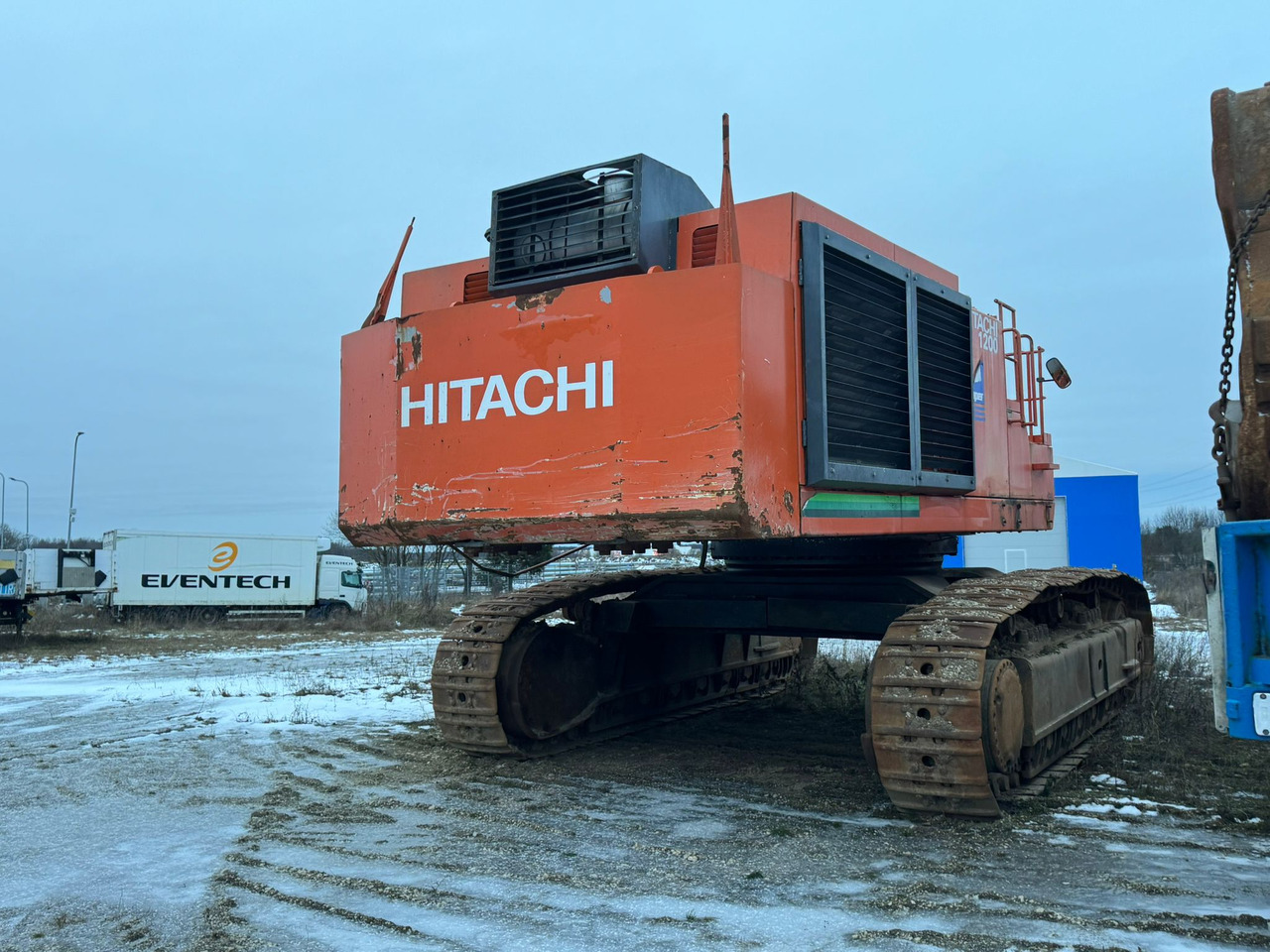 Hitachi EX1200-5D - Máy xúc bánh xích: hình 5 Hitachi EX1200-5D - Máy xúc bánh xích: hình 5
