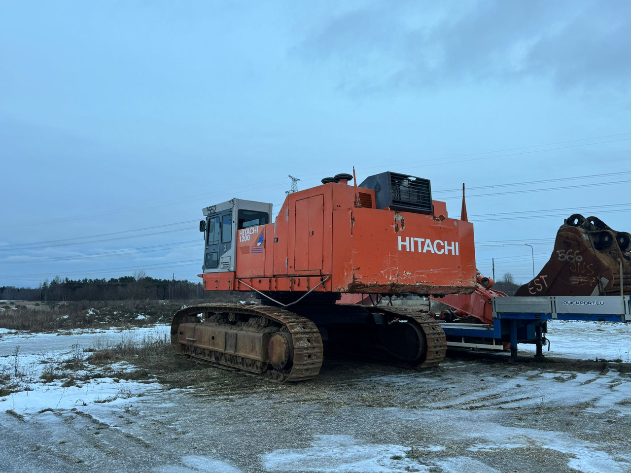 Hitachi EX1200-5D - Máy xúc bánh xích: hình 4 Hitachi EX1200-5D - Máy xúc bánh xích: hình 4