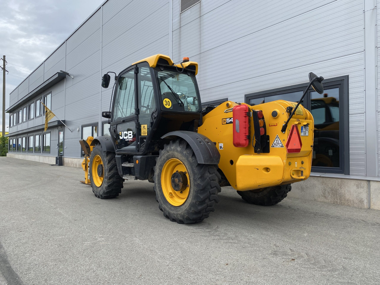 JCB 540-140 - Xe nhấc hình viễn vọng kính: hình 2 JCB 540-140 - Xe nhấc hình viễn vọng kính: hình 2