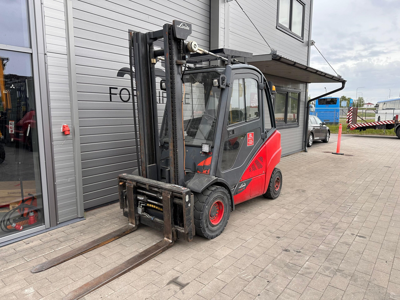 Linde H30D-02 - Xe nâng diesel: hình 1 Linde H30D-02 - Xe nâng diesel: hình 1