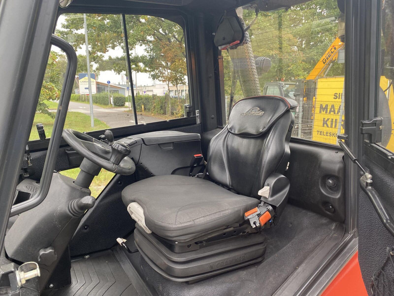 Linde H30D - Xe nâng diesel: hình 5 Linde H30D - Xe nâng diesel: hình 5