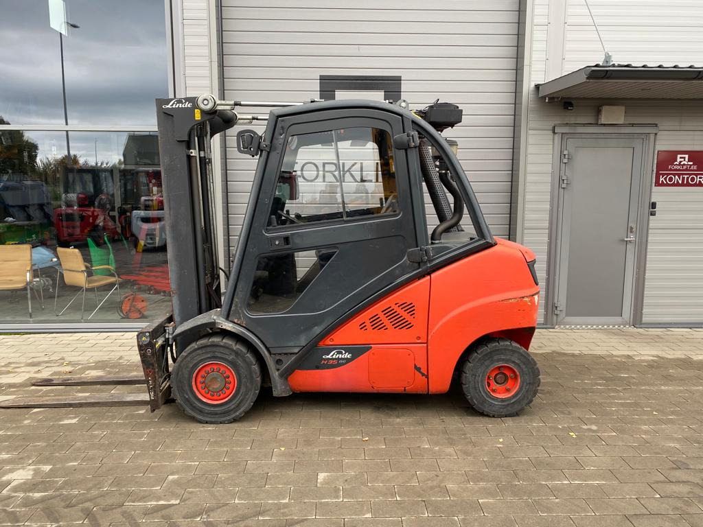 Linde H35D - Xe nâng diesel: hình 4 Linde H35D - Xe nâng diesel: hình 4