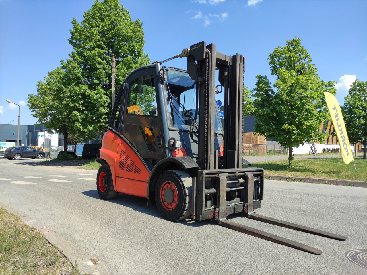 Linde H40D-01 - Xe nâng diesel: hình 2 Linde H40D-01 - Xe nâng diesel: hình 2