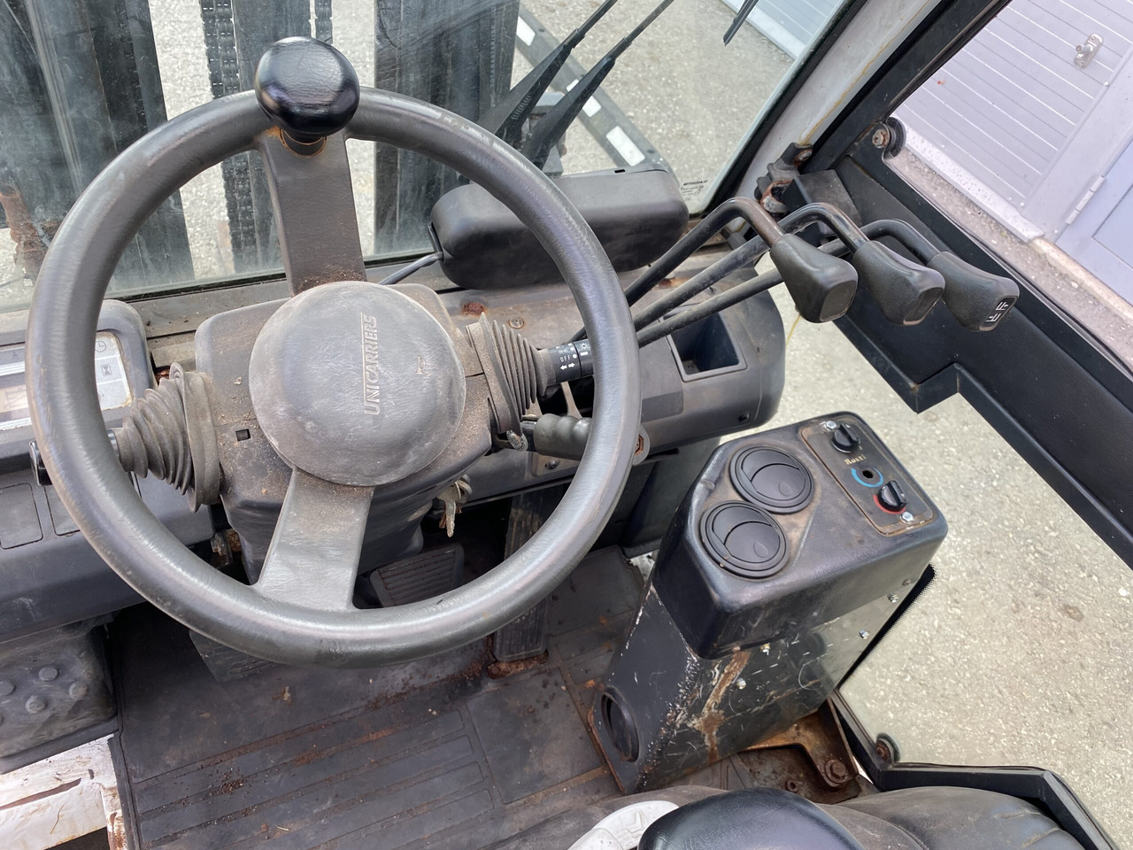 Xe nâng diesel Unicarriers Y1D1A18Q: hình 6