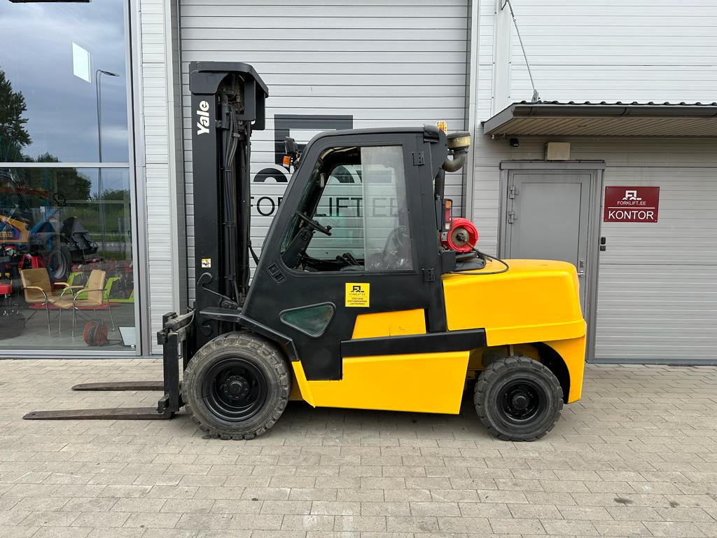 Yale GDP55MJ - Xe nâng gas: hình 4 Yale GDP55MJ - Xe nâng gas: hình 4