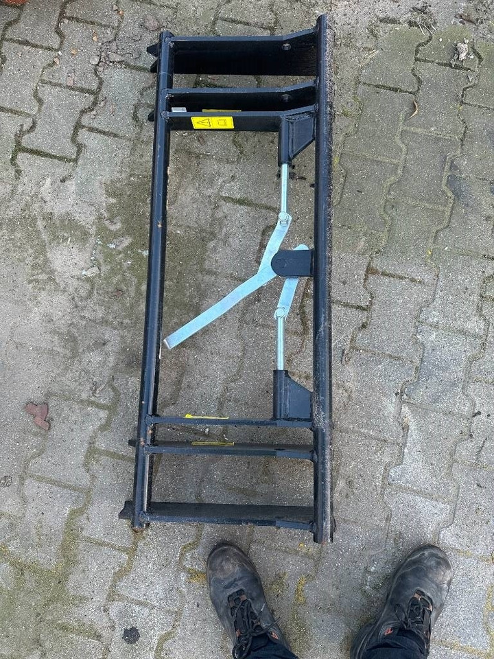 Eurorahmen Euroaufnahme - Khung/ Sườn cho Máy móc nông nghiệp: hình 1 Eurorahmen Euroaufnahme - Khung/ Sườn cho Máy móc nông nghiệp: hình 1