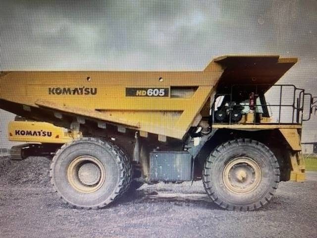 Komatsu HD 605-7 - Xe ben cứng/ Xe chở đá: hình 5 Komatsu HD 605-7 - Xe ben cứng/ Xe chở đá: hình 5