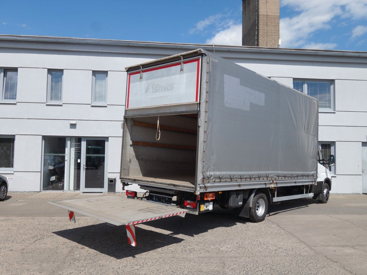 Iveco Daily 70C18 mit LBW - Xe van thùng mui bạt: hình 5 Iveco Daily 70C18 mit LBW - Xe van thùng mui bạt: hình 5
