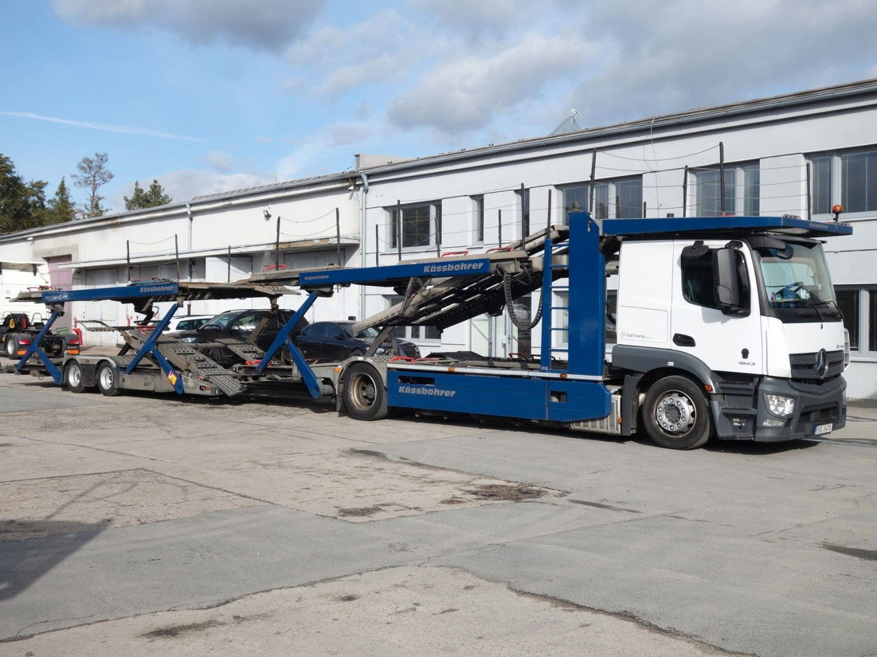 Mercedes-Benz Actros 1843 mit Kässbohrer Supertrans/Supertrans - Xe tải chuyên chở tự động: hình 2 Mercedes-Benz Actros 1843 mit Kässbohrer Supertrans/Supertrans - Xe tải chuyên chở tự động: hình 2