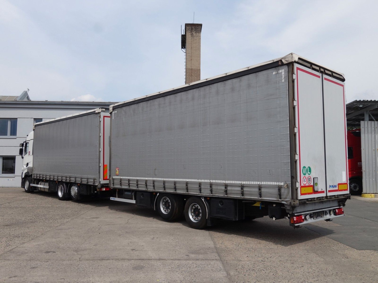 Renault T520 6x2 + trailer, 120m3, 2x Liftachse - Xe tải thùng mui bạt: hình 3 Renault T520 6x2 + trailer, 120m3, 2x Liftachse - Xe tải thùng mui bạt: hình 3