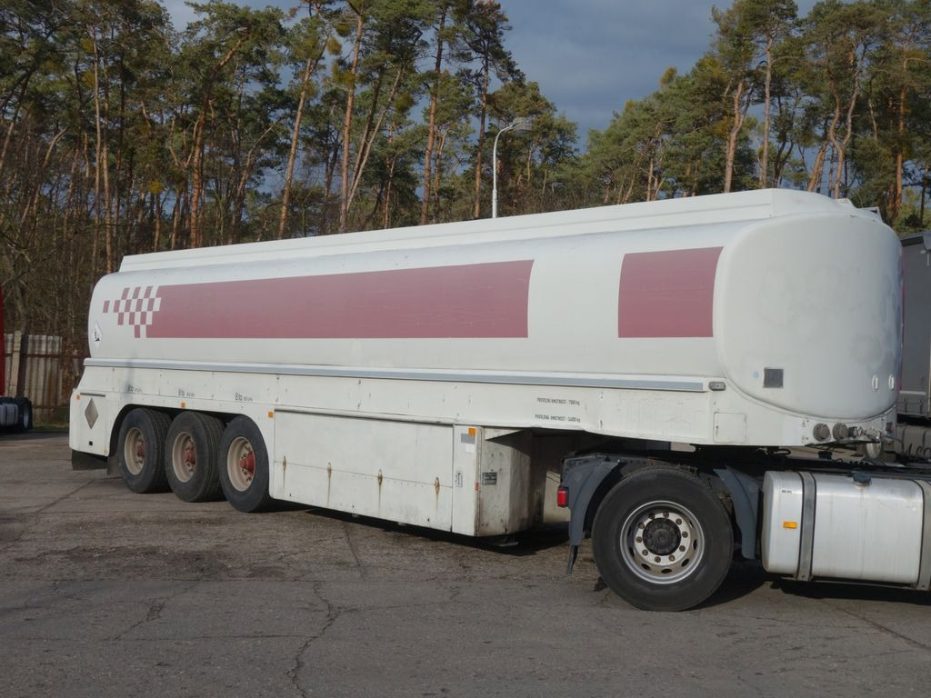 Schwarzmüller TSL 3/E Diesel/Benzin 7 Kammern - Sơ mi rơ moóc bồn: hình 4 Schwarzmüller TSL 3/E Diesel/Benzin 7 Kammern - Sơ mi rơ moóc bồn: hình 4