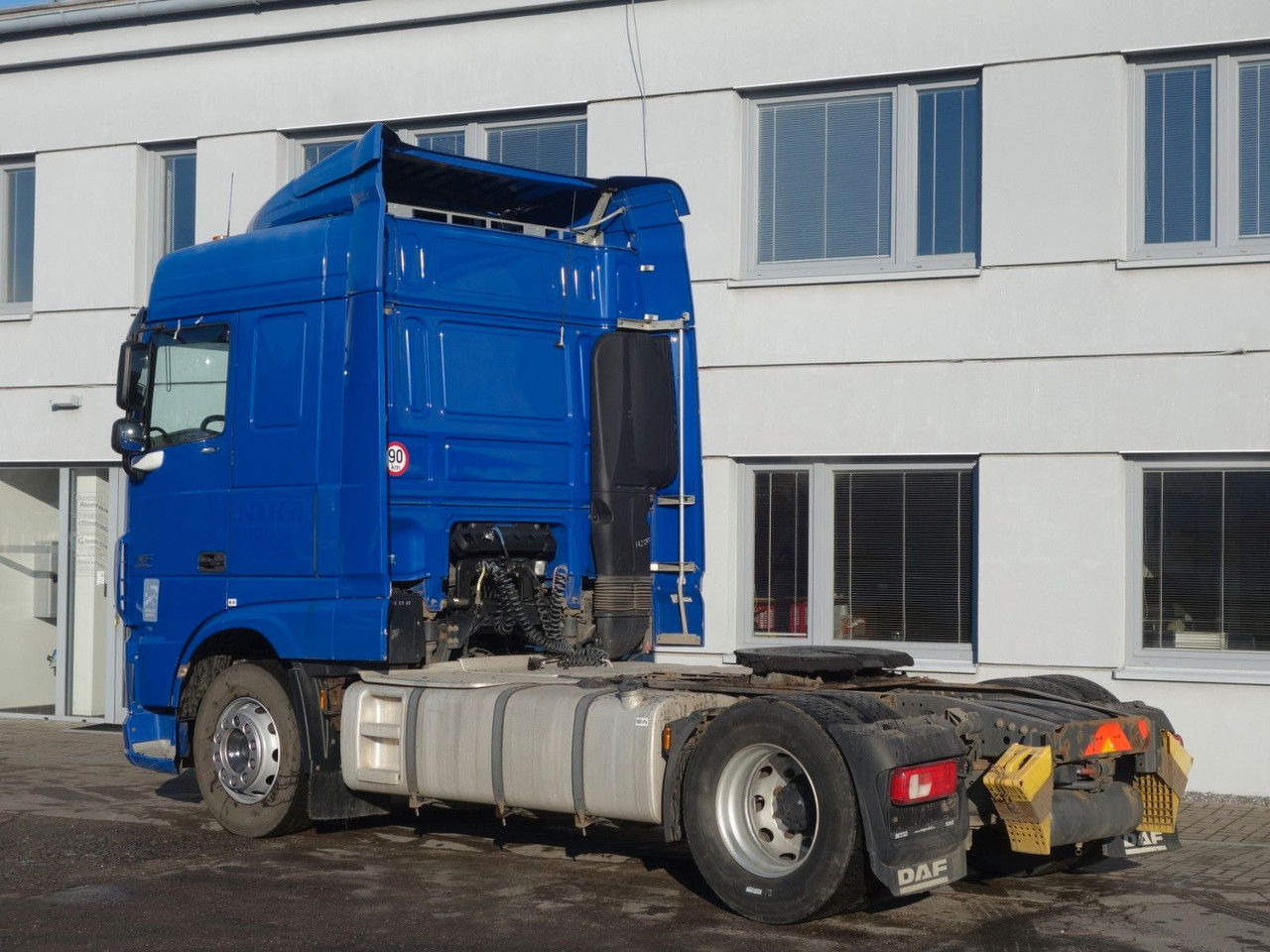 DAF XF 460 SC Standard E6, Standklima - Xe đầu kéo: hình 4 DAF XF 460 SC Standard E6, Standklima - Xe đầu kéo: hình 4