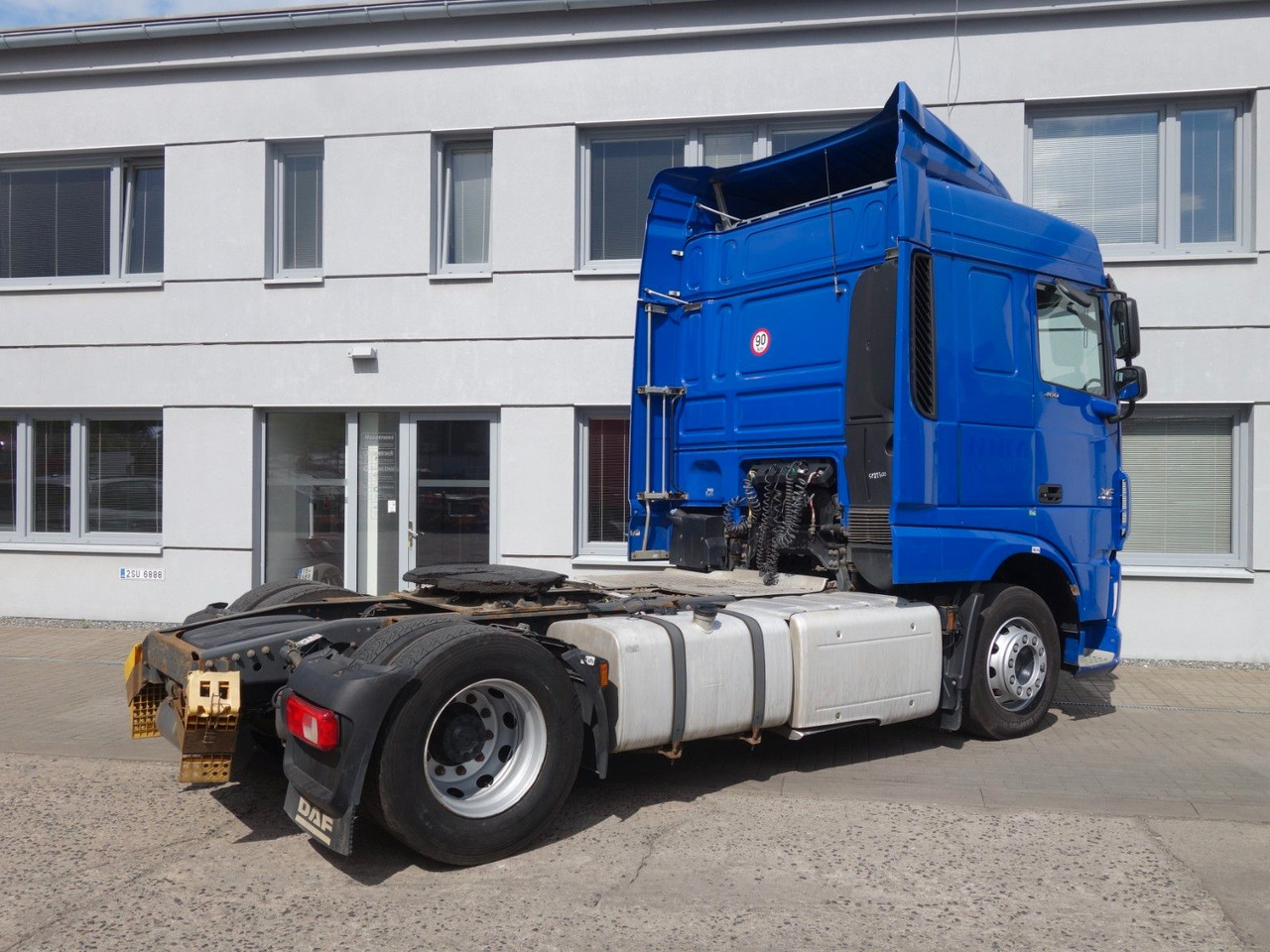 DAF XF 460 SC Standard - Xe đầu kéo: hình 5 DAF XF 460 SC Standard - Xe đầu kéo: hình 5