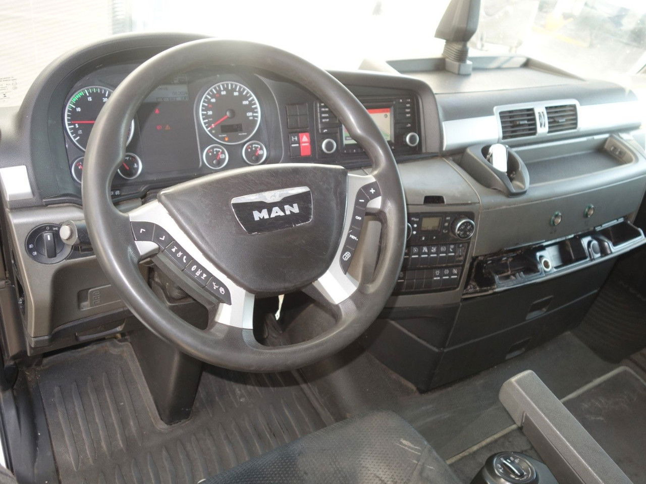 Xe đầu kéo MAN TGX 18.480 XLX E6 ST, Retarder: hình 13