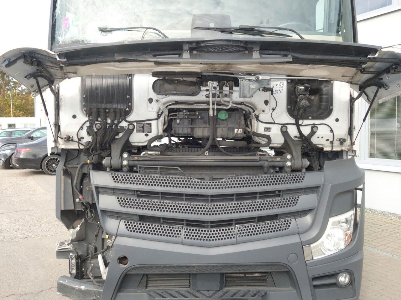 Mercedes-Benz Actros 1845 LD BIG Space MirrorCam - Xe đầu kéo: hình 3 Mercedes-Benz Actros 1845 LD BIG Space MirrorCam - Xe đầu kéo: hình 3