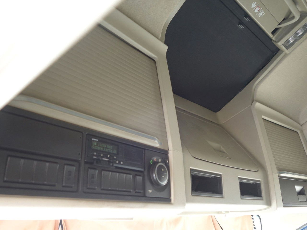 Xe đầu kéo Volvo FH 460 XL, Navi, I-Park Cool, ,TOP Truck: hình 10