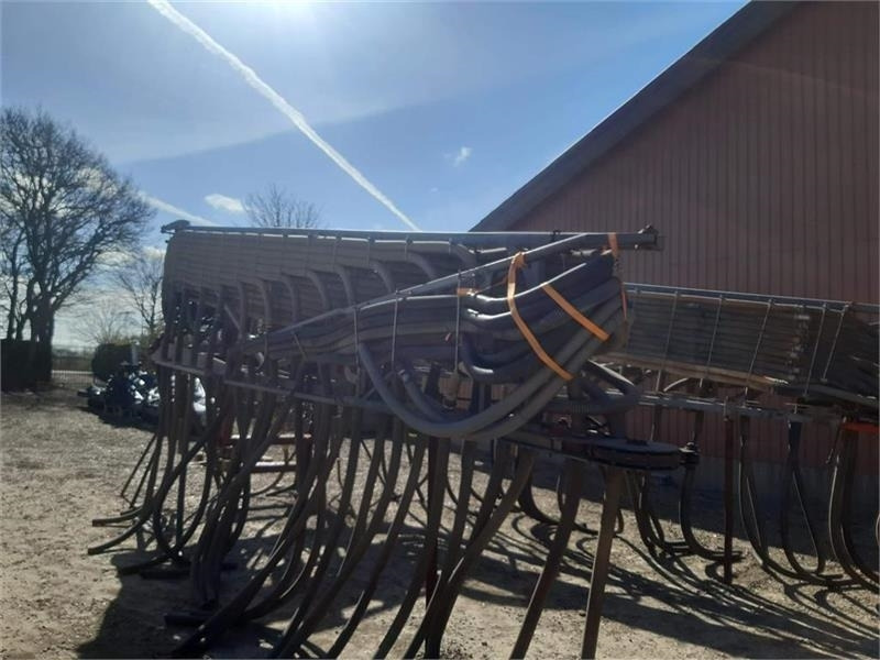 Harsø 24m slæbeslangebom 16-20-24 m 1 fordeler - Máy rải phân dạng lỏng: hình 5 Harsø 24m slæbeslangebom 16-20-24 m 1 fordeler - Máy rải phân dạng lỏng: hình 5
