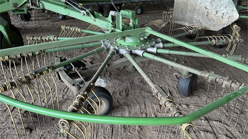 Krone Swadro 2000 TC - Dàn trải/ Cào: hình 2 Krone Swadro 2000 TC - Dàn trải/ Cào: hình 2