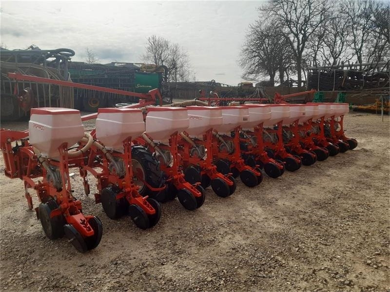 Maschio Gaspardo Manta XL 12 rk - Máy gieo hạt: hình 2 Maschio Gaspardo Manta XL 12 rk - Máy gieo hạt: hình 2