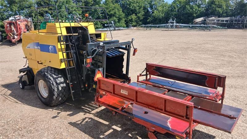 New Holland BB980 BB980 - Máy đóng kiện vuông: hình 4 New Holland BB980 BB980 - Máy đóng kiện vuông: hình 4