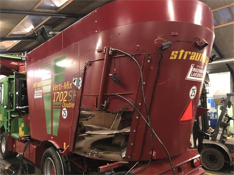 Strautmann Verti-Mix SF1702 Selvkørende blander - Xe trộn thức ăn gia súc: hình 3 Strautmann Verti-Mix SF1702 Selvkørende blander - Xe trộn thức ăn gia súc: hình 3