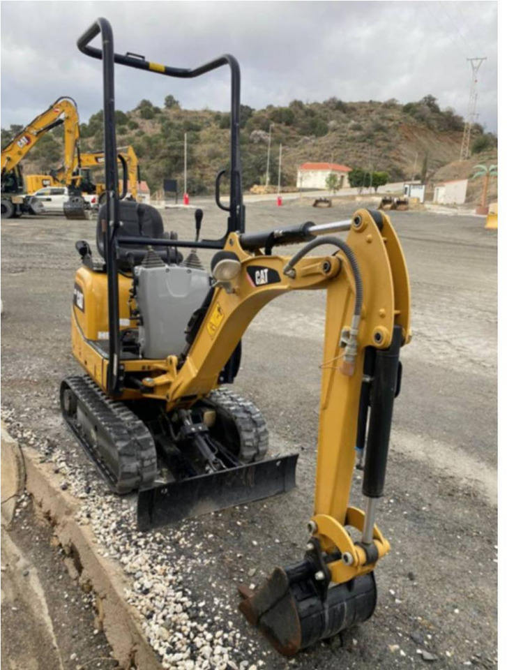 CAT 300.9D - Máy xúc bánh xích: hình 2 CAT 300.9D - Máy xúc bánh xích: hình 2