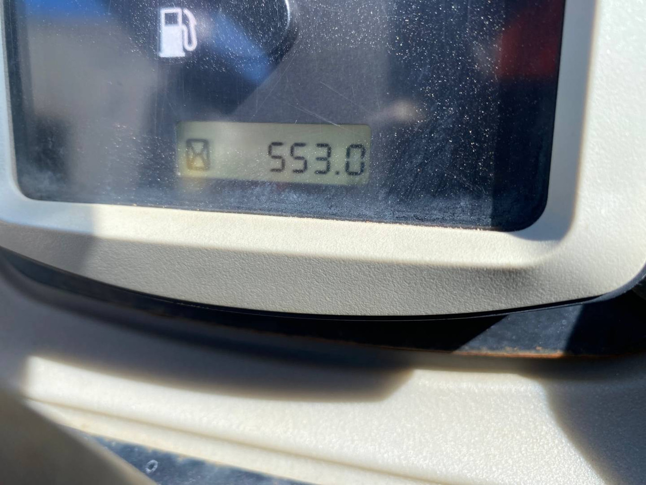 CAT CB2.7LRC - Máy lăn đường: hình 5 CAT CB2.7LRC - Máy lăn đường: hình 5