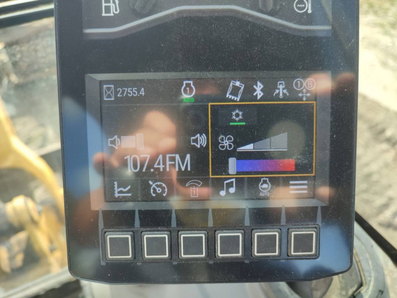 CAT 301.8 - Máy xúc bánh xích: hình 3 CAT 301.8 - Máy xúc bánh xích: hình 3