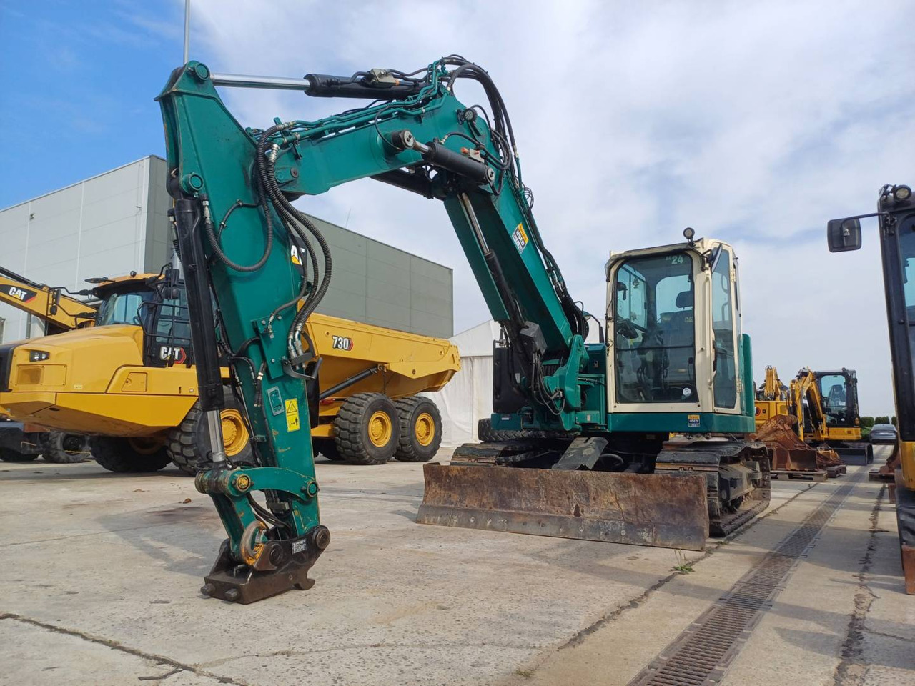 CAT 308CR - Máy xúc bánh xích: hình 1 CAT 308CR - Máy xúc bánh xích: hình 1