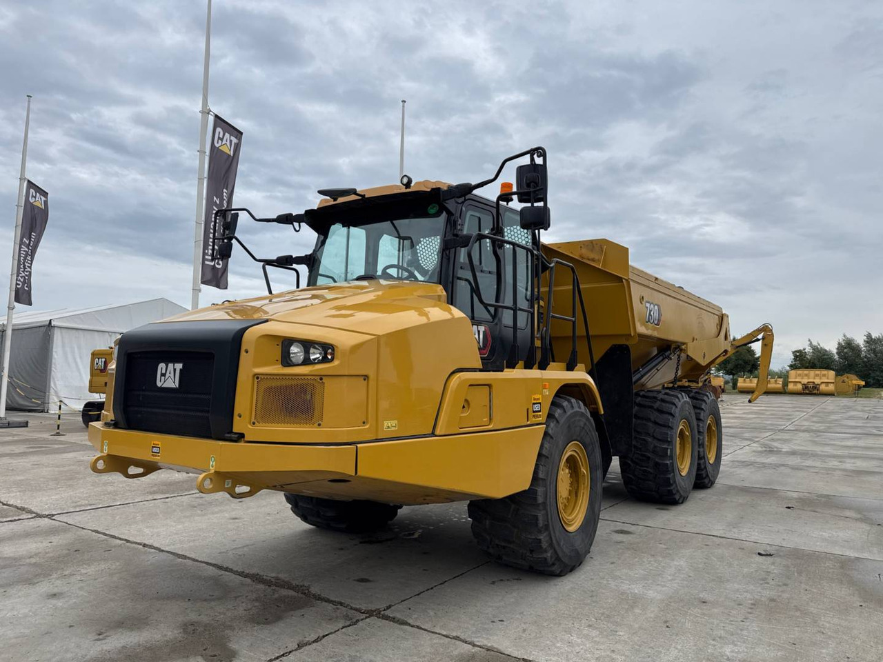 CAT 730 - Xe ben đổ có khớp nối: hình 2 CAT 730 - Xe ben đổ có khớp nối: hình 2