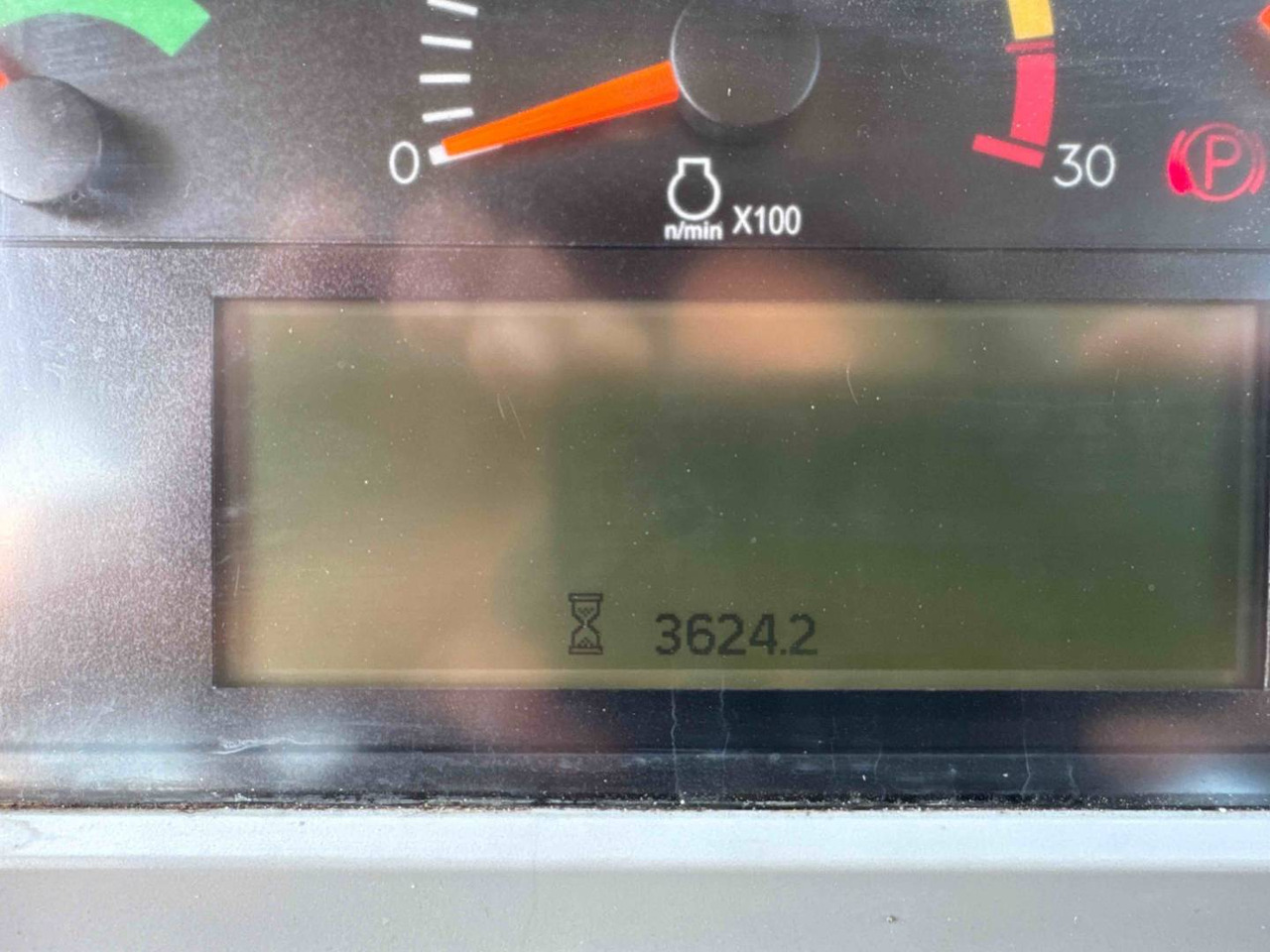 CAT 730 - Xe ben đổ có khớp nối: hình 5 CAT 730 - Xe ben đổ có khớp nối: hình 5