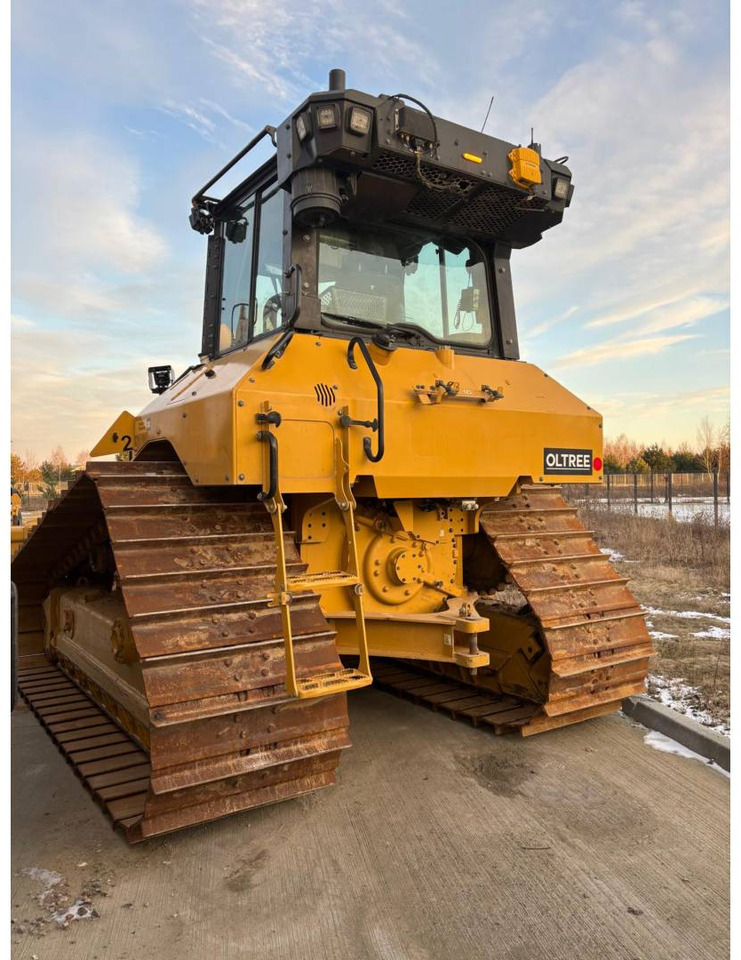 CAT D5 LGP - Máy ủi: hình 4 CAT D5 LGP - Máy ủi: hình 4