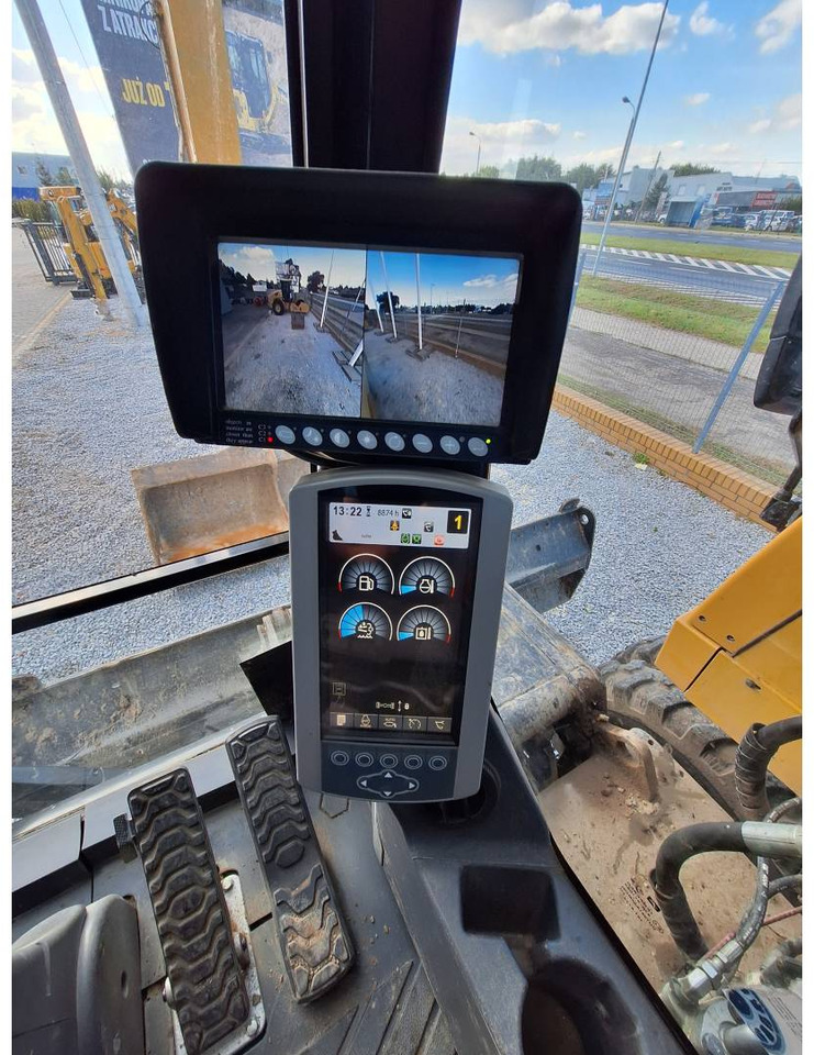 CAT M318F - Máy xúc bánh lốp: hình 5 CAT M318F - Máy xúc bánh lốp: hình 5