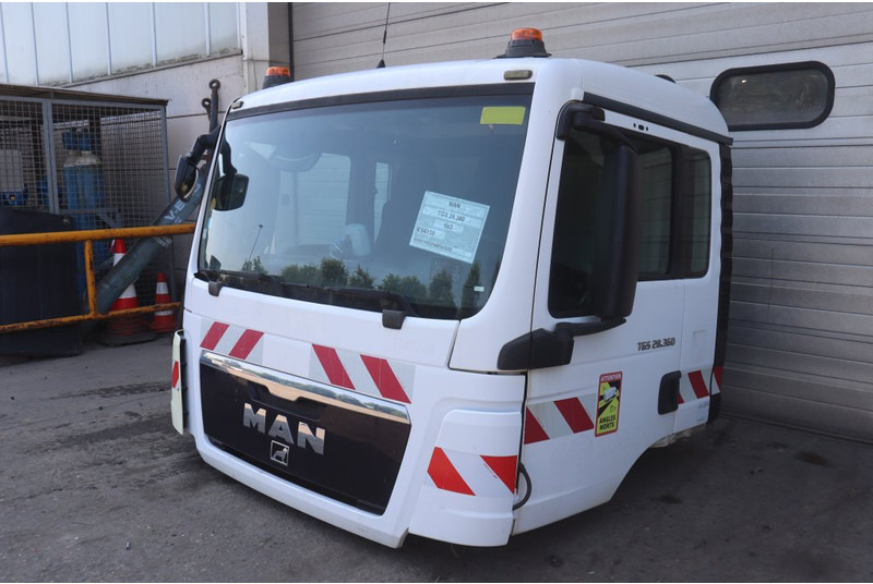 MAN F99L17 TGS - Cabin và nội thất cho Xe tải: hình 3 MAN F99L17 TGS - Cabin và nội thất cho Xe tải: hình 3