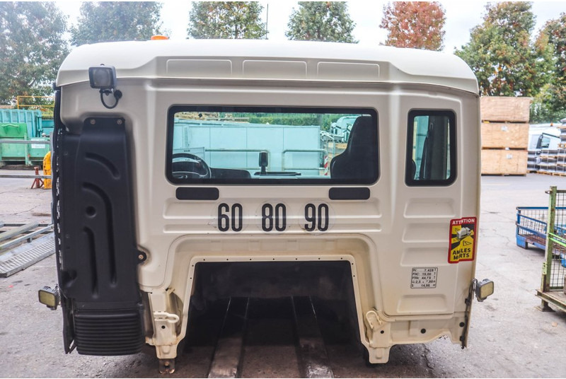 MAN F99L17 TGS EURO6 - Cabin và nội thất cho Xe tải: hình 4 MAN F99L17 TGS EURO6 - Cabin và nội thất cho Xe tải: hình 4