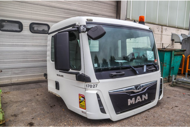 MAN F99L17 TGS EURO6 - Cabin và nội thất cho Xe tải: hình 3 MAN F99L17 TGS EURO6 - Cabin và nội thất cho Xe tải: hình 3
