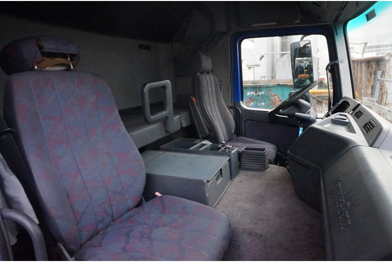 Mercedes-Benz ACTROS F04 MP1 94289915481213 - Cabin và nội thất cho Xe tải: hình 5 Mercedes-Benz ACTROS F04 MP1 94289915481213 - Cabin và nội thất cho Xe tải: hình 5