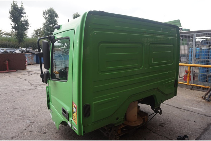 Mercedes-Benz ATEGO MP4 4CYL - Cabin và nội thất cho Xe tải: hình 4 Mercedes-Benz ATEGO MP4 4CYL - Cabin và nội thất cho Xe tải: hình 4