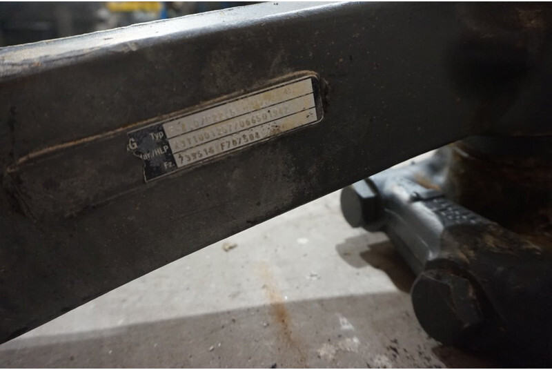 Mercedes-Benz F-8/C22.5 RECHT - Trục trước cho Xe tải: hình 3 Mercedes-Benz F-8/C22.5 RECHT - Trục trước cho Xe tải: hình 3