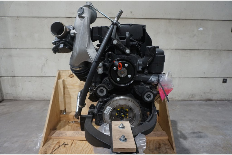 Mercedes-Benz OM924LA EURO5 NEW - Động cơ cho Xe tải: hình 2 Mercedes-Benz OM924LA EURO5 NEW - Động cơ cho Xe tải: hình 2