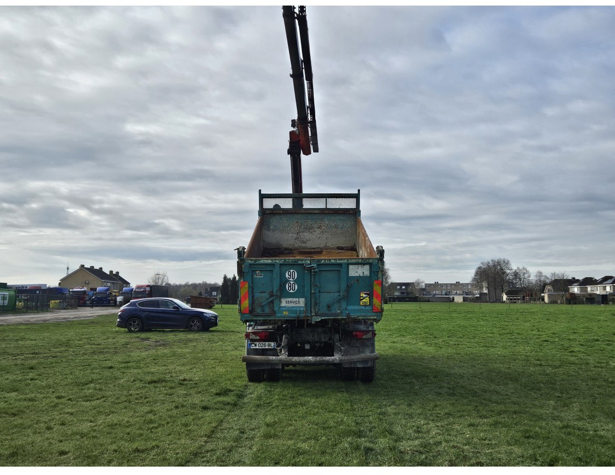 MAN TGA 33.360 TIPPER 3 SIDE CRANE PALFINGER 16502 *REMOTE CONTROL - Xe ben: hình 5 MAN TGA 33.360 TIPPER 3 SIDE CRANE PALFINGER 16502 *REMOTE CONTROL - Xe ben: hình 5