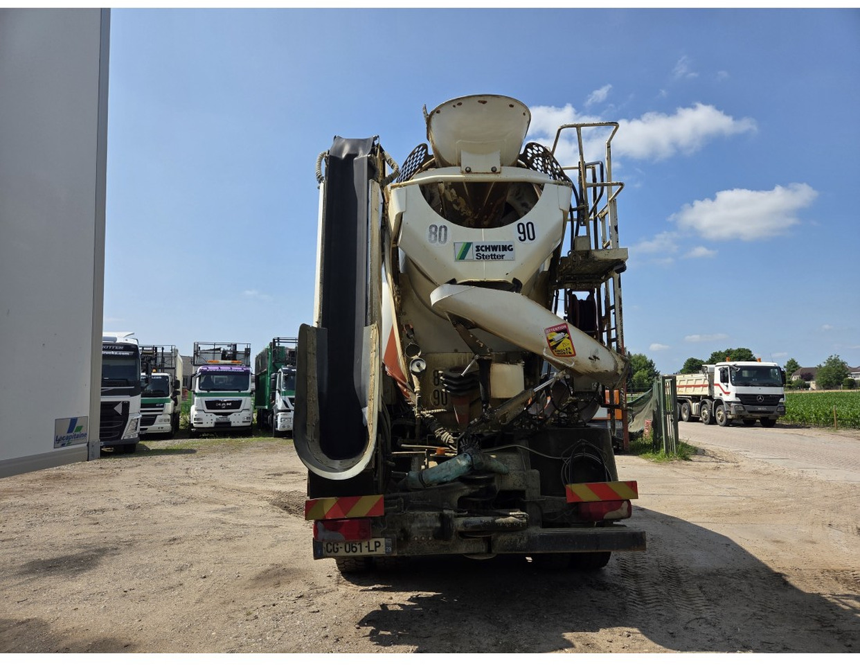 MAN TGS 35.400 8X4 Concrete Mixer Stetter 9m3 Steelsuspension - Xe trộn bê tông: hình 3 MAN TGS 35.400 8X4 Concrete Mixer Stetter 9m3 Steelsuspension - Xe trộn bê tông: hình 3