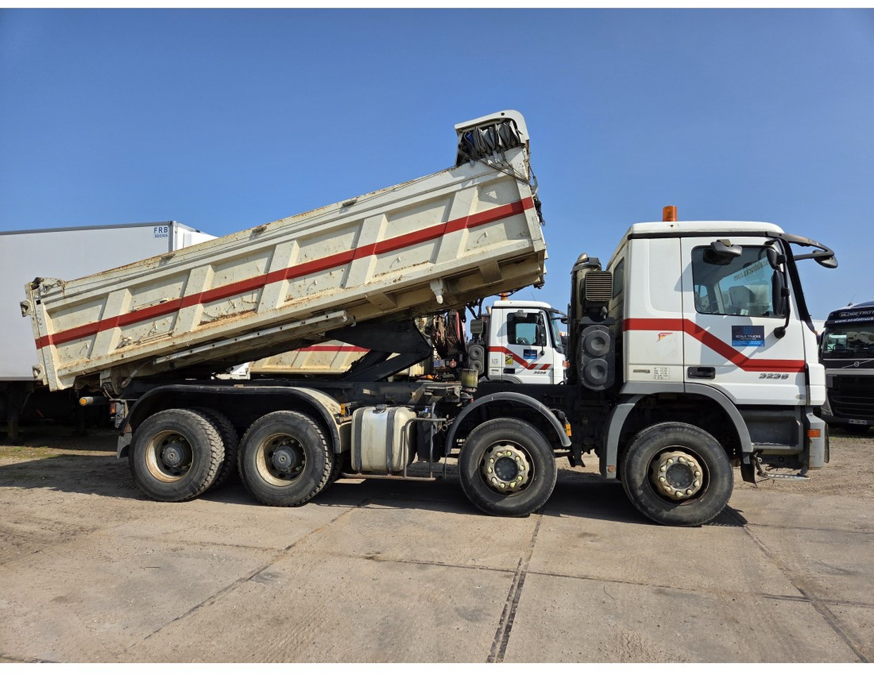 Mercedes Actros 3236 8x4 2-Side Tipper EPS Gearbox 3 Pedals - Xe ben: hình 3 Mercedes Actros 3236 8x4 2-Side Tipper EPS Gearbox 3 Pedals - Xe ben: hình 3
