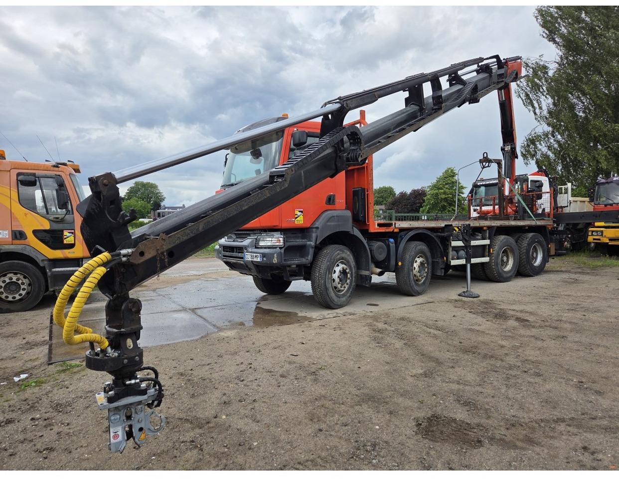 Renault Kerax 430 8X4 Flatbed Crane Palfinger PK26002EH 26 ton 5 Extensions *Retarder - Xe tải thùng lửng/ Phẳng, Xe cẩu tự hành: hình 5 Renault Kerax 430 8X4 Flatbed Crane Palfinger PK26002EH 26 ton 5 Extensions *Retarder - Xe tải thùng lửng/ Phẳng, Xe cẩu tự hành: hình 5