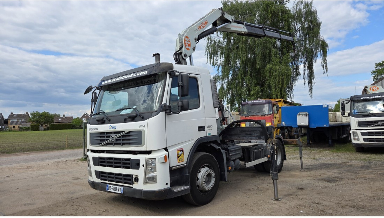 VOLVO FM 360 4X2 EURO 3 TRACTOR UNIT CRANE PM 20T MANUAL GEARBOX - Xe đầu kéo: hình 1 VOLVO FM 360 4X2 EURO 3 TRACTOR UNIT CRANE PM 20T MANUAL GEARBOX - Xe đầu kéo: hình 1