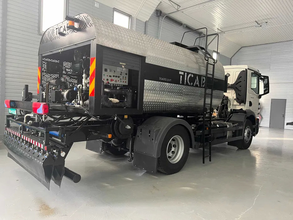 TICAB Asphalt Distributor, 8000 L, Аutonomous Asphalt Sprayer, Manufacturer - Xe bơm bê tông: hình 2 TICAB Asphalt Distributor, 8000 L, Аutonomous Asphalt Sprayer, Manufacturer - Xe bơm bê tông: hình 2