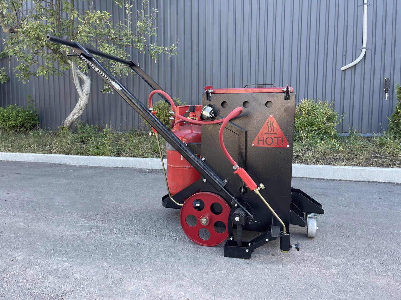 TICAB Mini Crack Sealing Machine , Hand Push Crack Fill Machine, Manufacturer, - Máy phun nhựa đường: hình 3 TICAB Mini Crack Sealing Machine , Hand Push Crack Fill Machine, Manufacturer, - Máy phun nhựa đường: hình 3